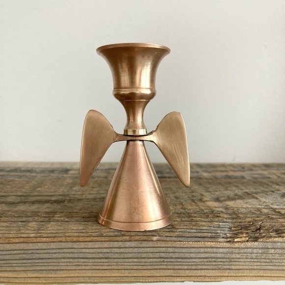 Brass delicate angel candlesticks set of 2 - Picture 3 of 11